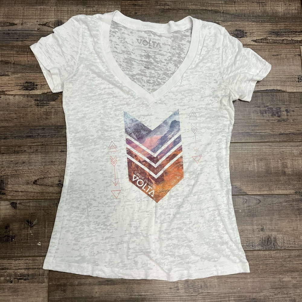 Cirque Du Soleil Volta White Graphic Women's Top